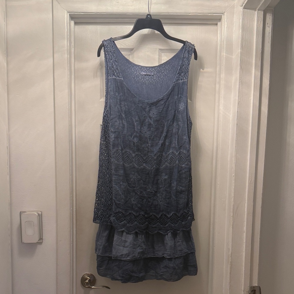 Chic Navy Layered Sleeveless Dress